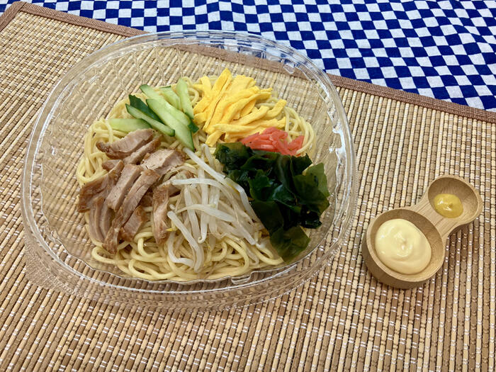 定番！特製醤油だれ　６種具材の冷し中華