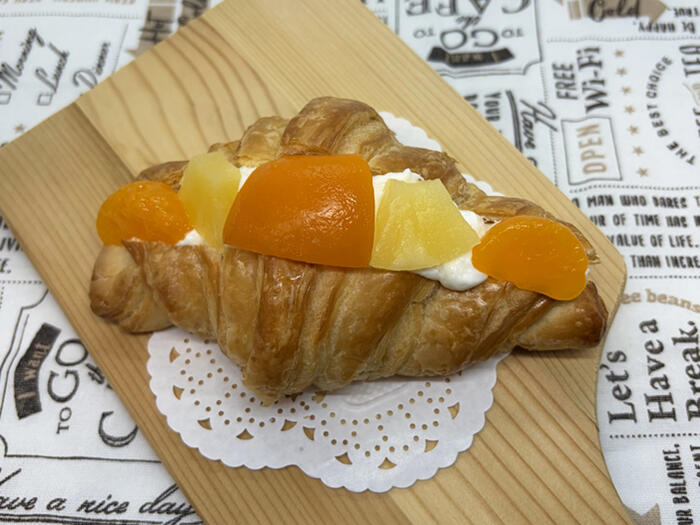 クロワッサンサンド　フルーツミックス