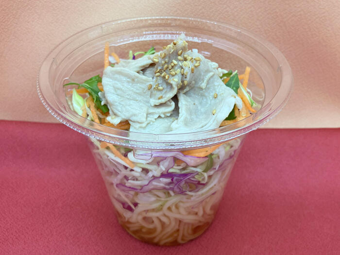 振って食べる！豚しゃぶのパスタサラダ